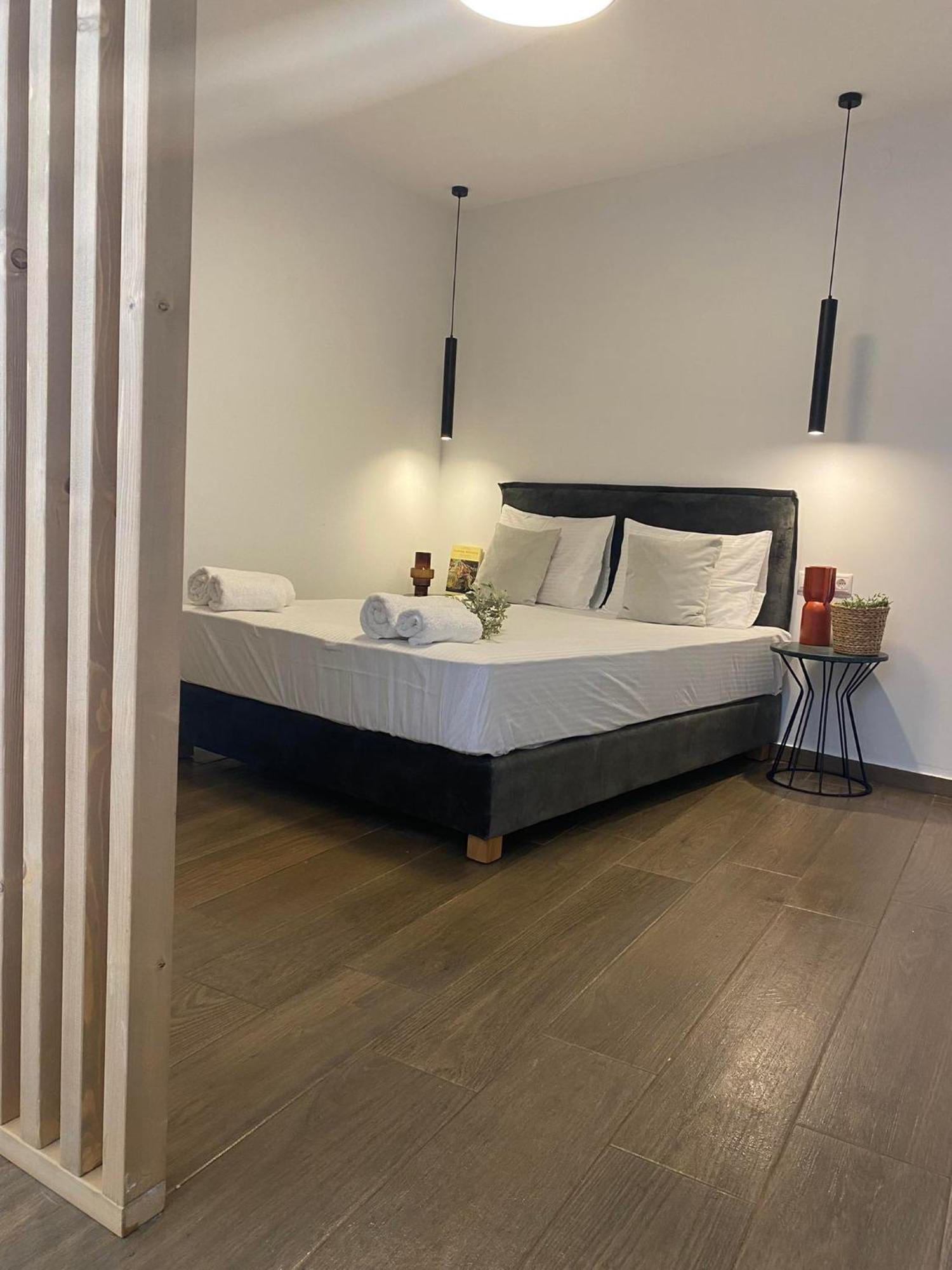 Oniropetra Luxury Suites Armakha Extérieur photo
