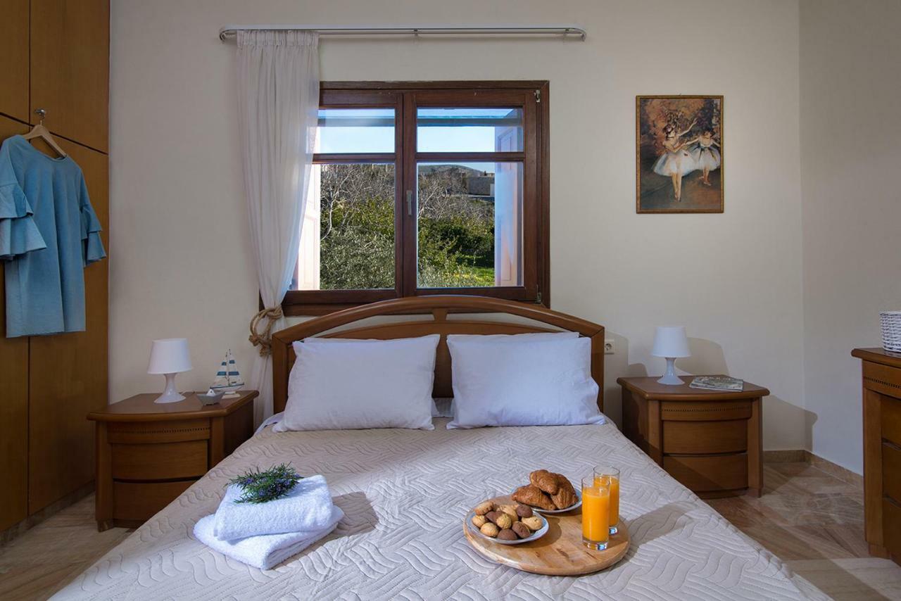 Oniropetra Luxury Suites Armakha Extérieur photo
