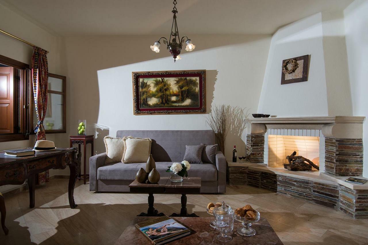Oniropetra Luxury Suites Armakha Extérieur photo